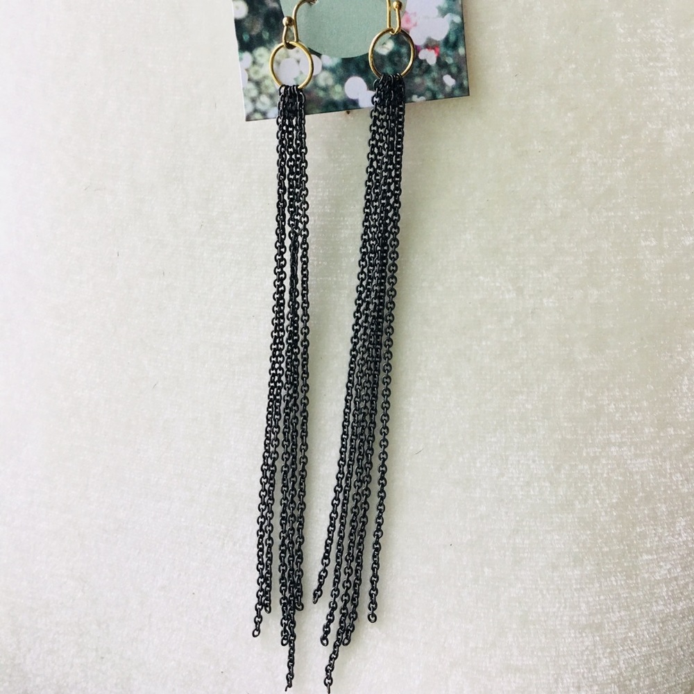 Urban Outfitters Golden Circle Duster Earrings - Picture 1 of 5
